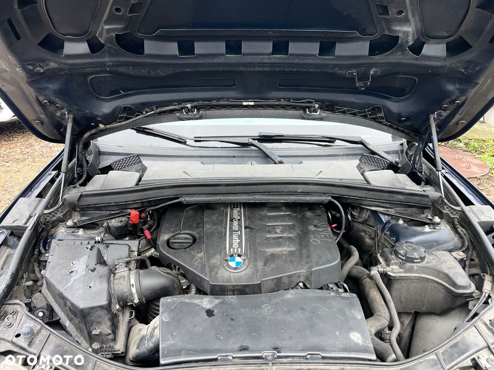 BMW X1 sDrive18d xLine - 34