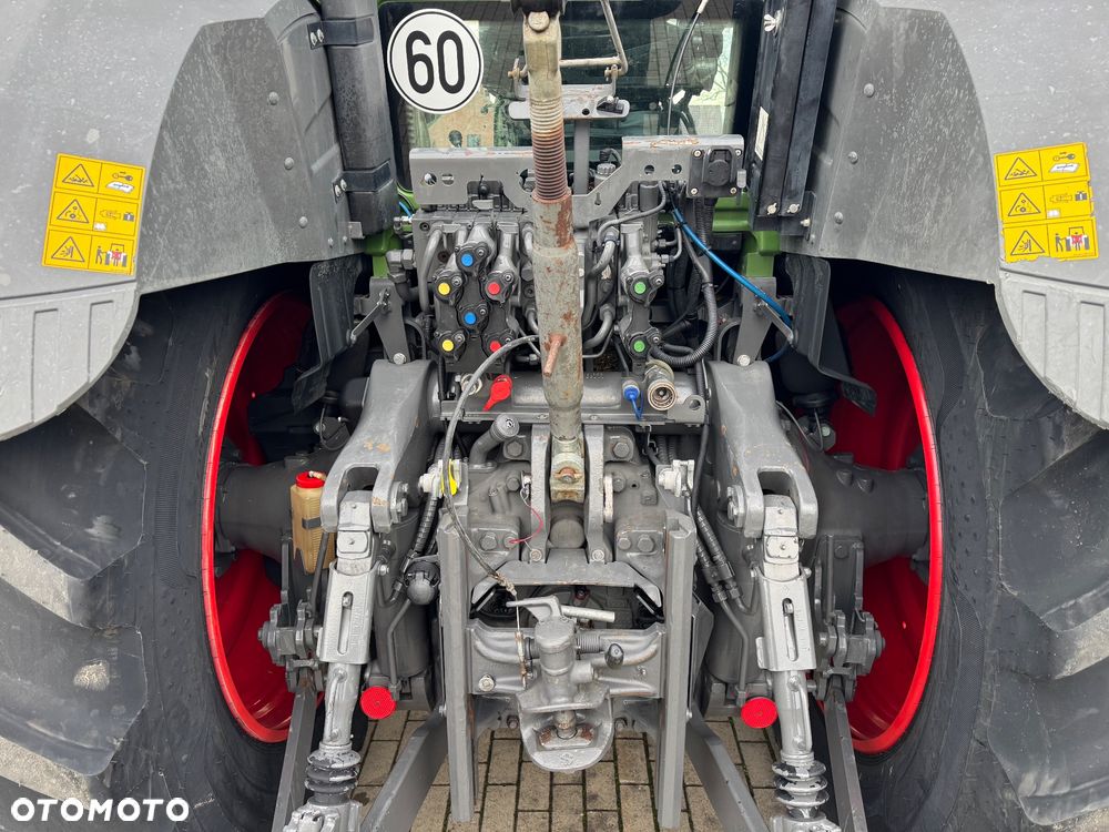 Fendt 828 Vario S4 Profi Plus - 9