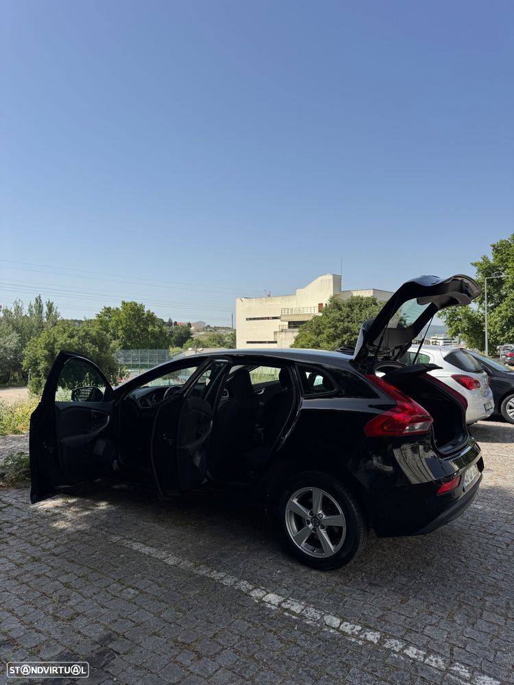 Volvo V40 2.0 D2 Momentum - 6
