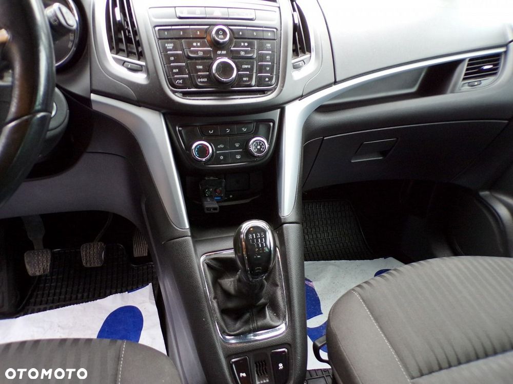 Opel Zafira - 21