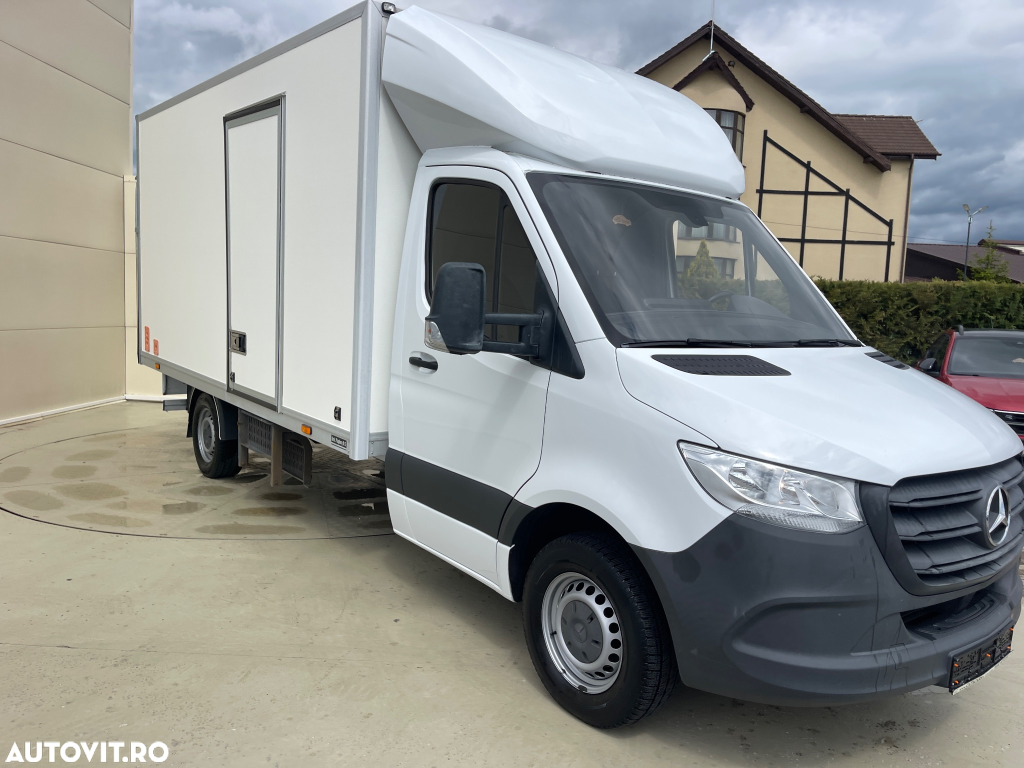 Mercedes-Benz Sprinter 319 3.0CDI V6  KOFFER  LIFT  AUTOMAT - 2