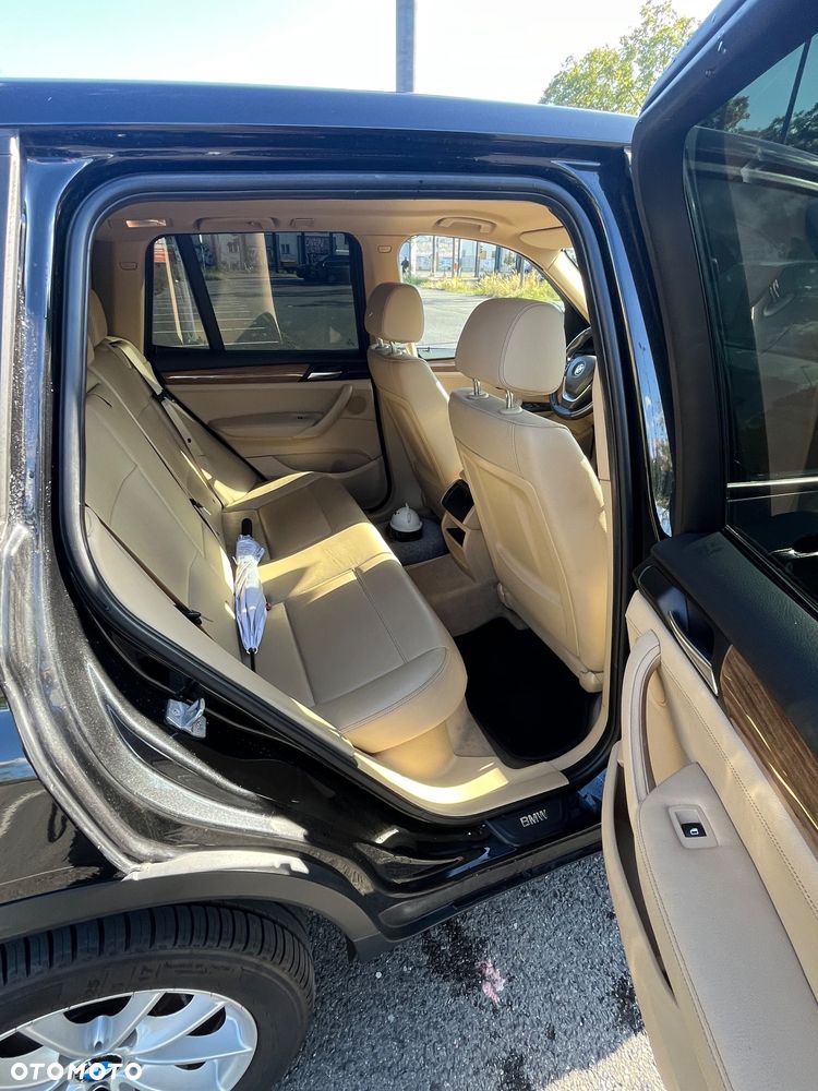 BMW X3 sDrive18d - 9