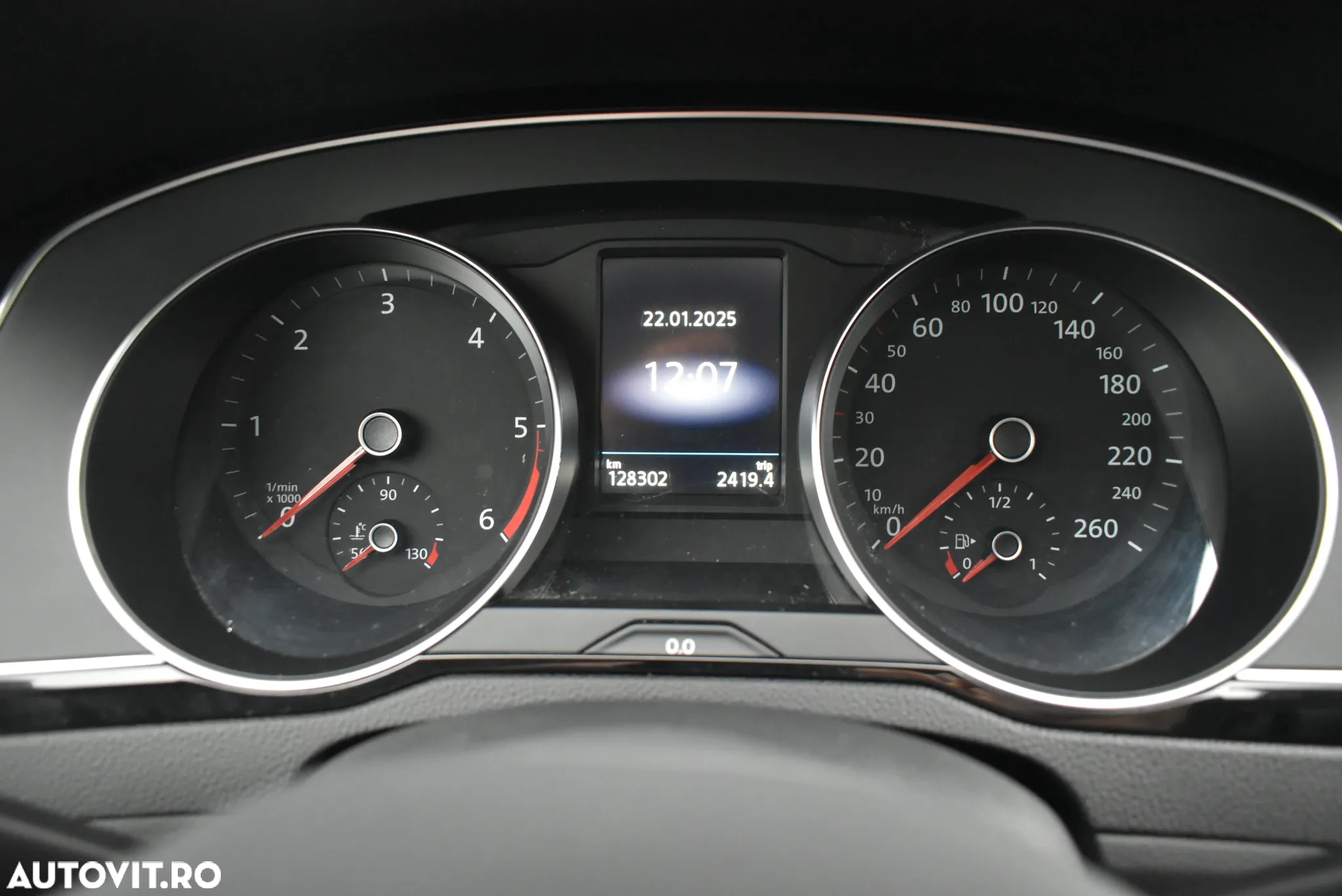 Volkswagen Passat 2.0 TDI DSG 4Motion Highline - 23