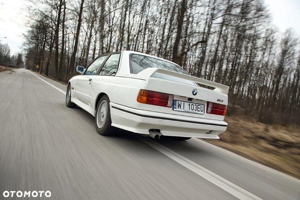 BMW M3 Standard - 6