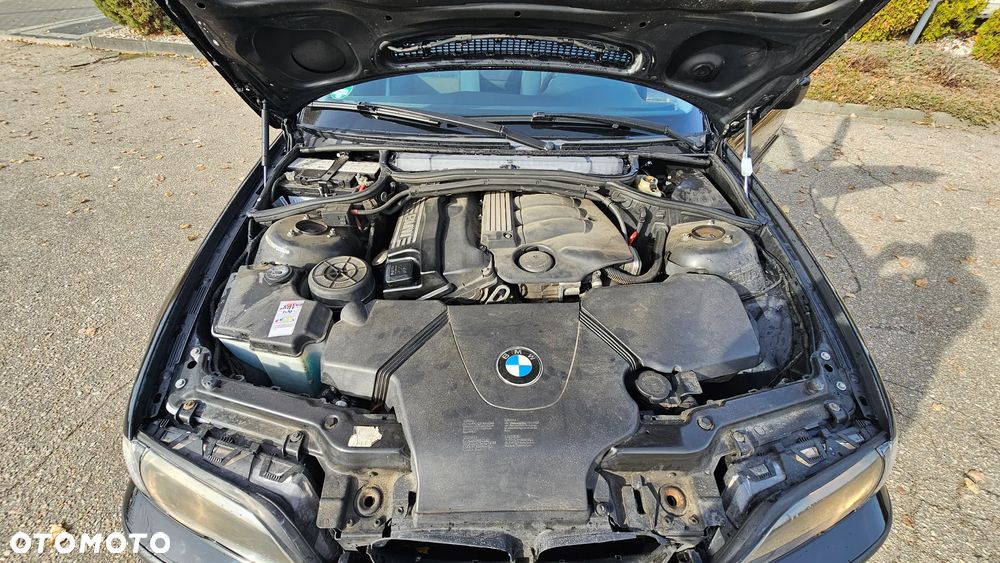 BMW Seria 3 316i Touring - 14