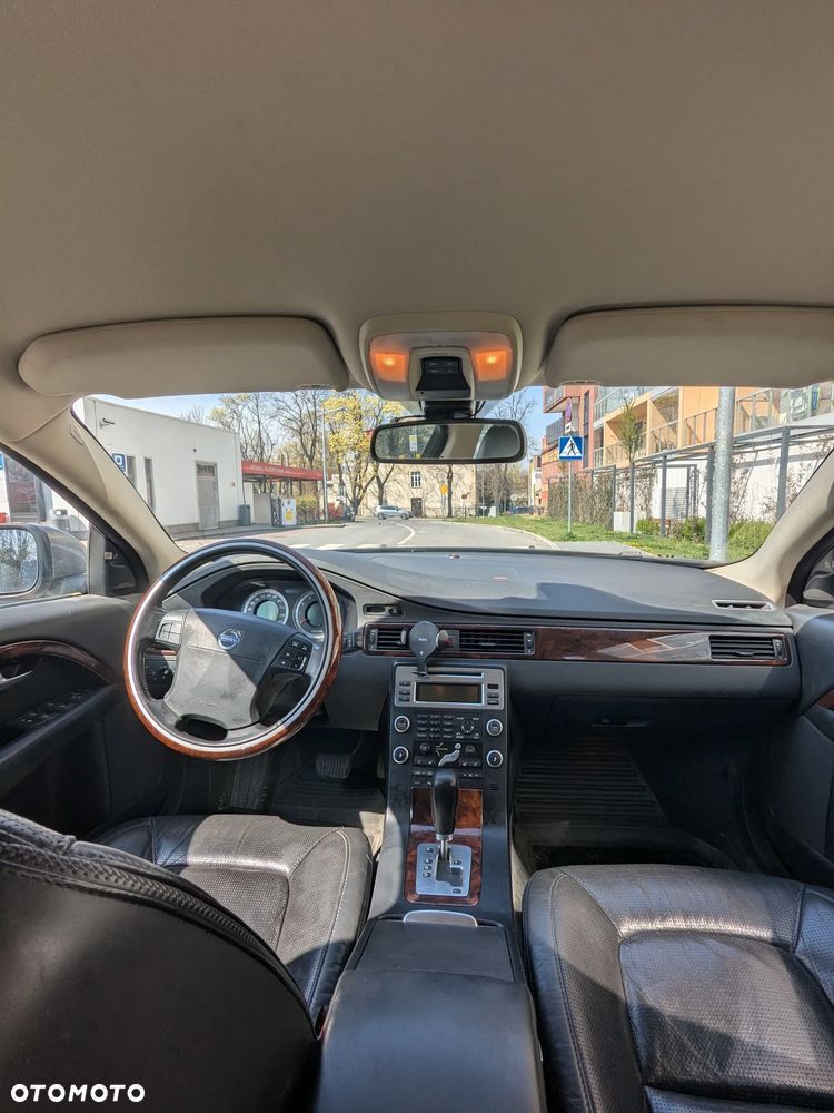 Volvo XC 70 3.2 AWD Kinetic - 9