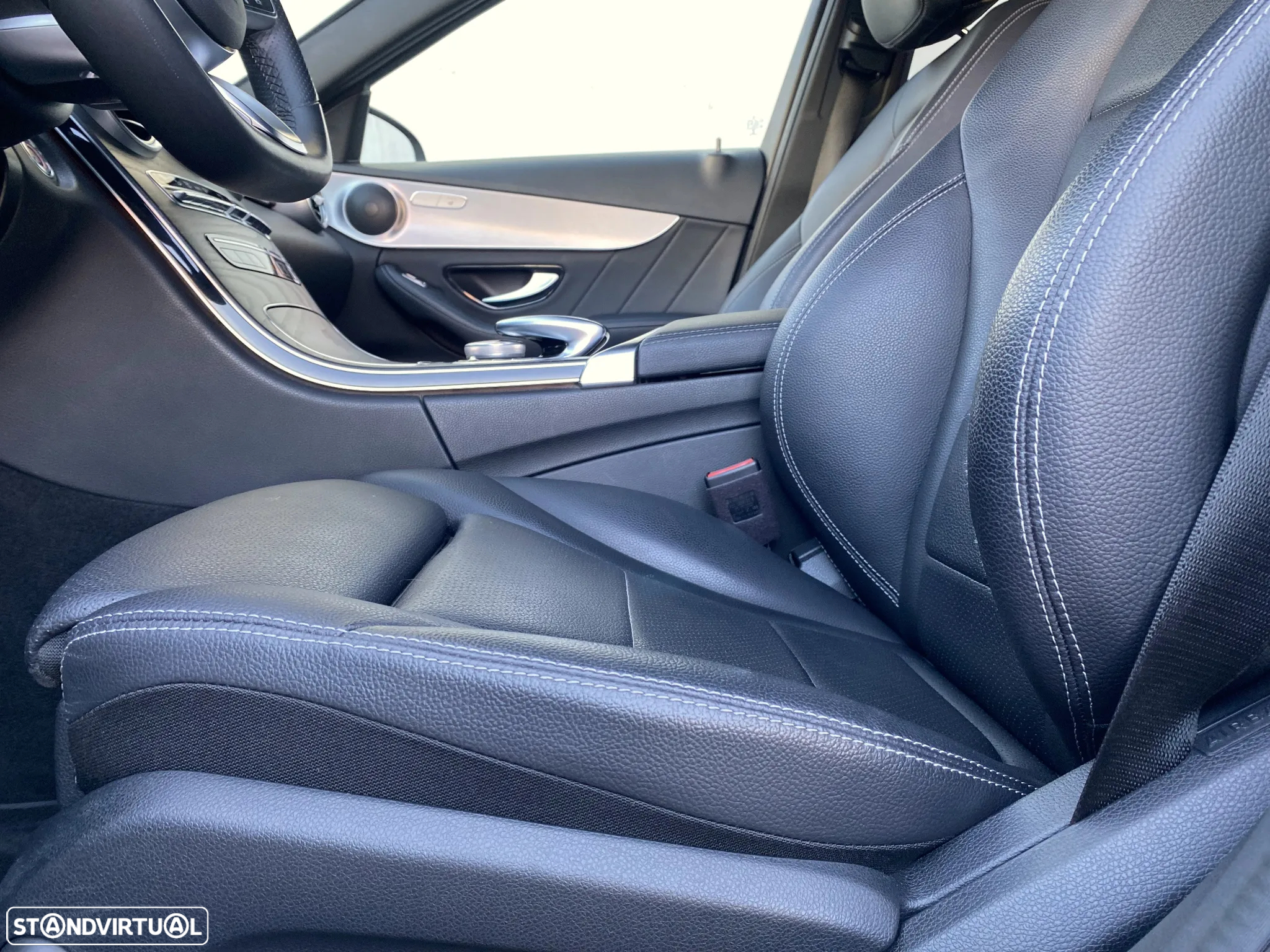 Mercedes-Benz C 300 de AMG Line - 41