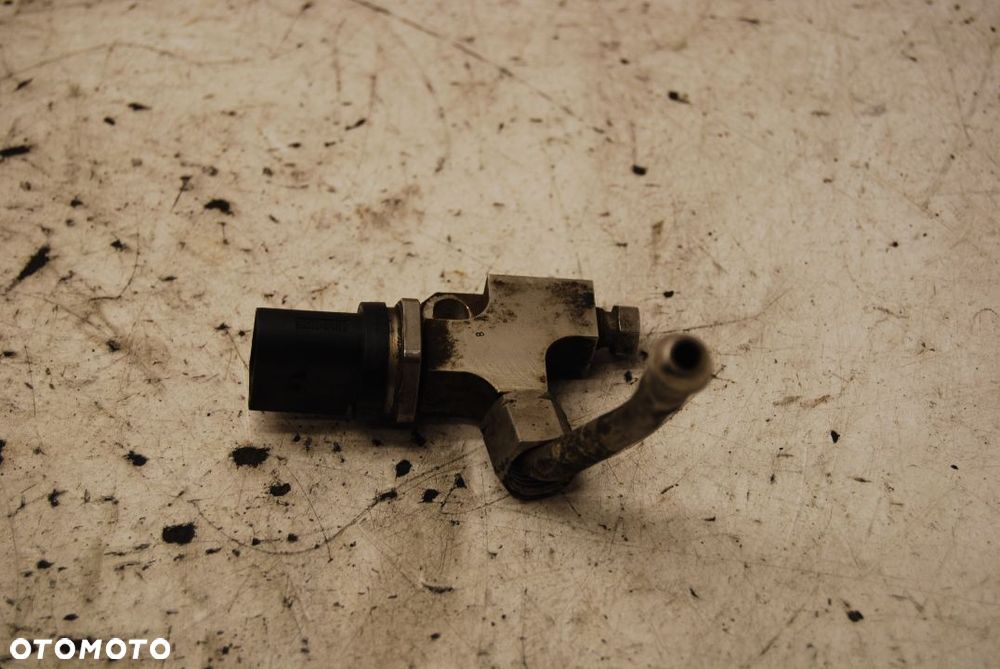 CZUJNIK REGULATOR PALIWA 0261545018 4.2 FSI AUDI Q7 SEAT VW - 1