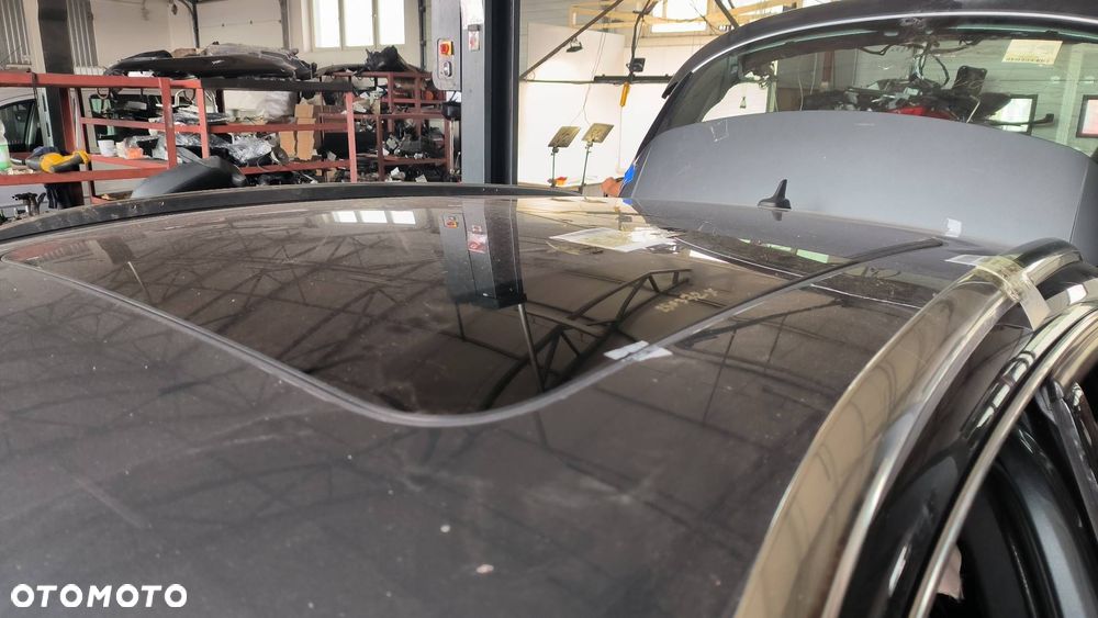 SZYBERDACH AUDI Q3 8U 8U0877049A PANORAMA - 2