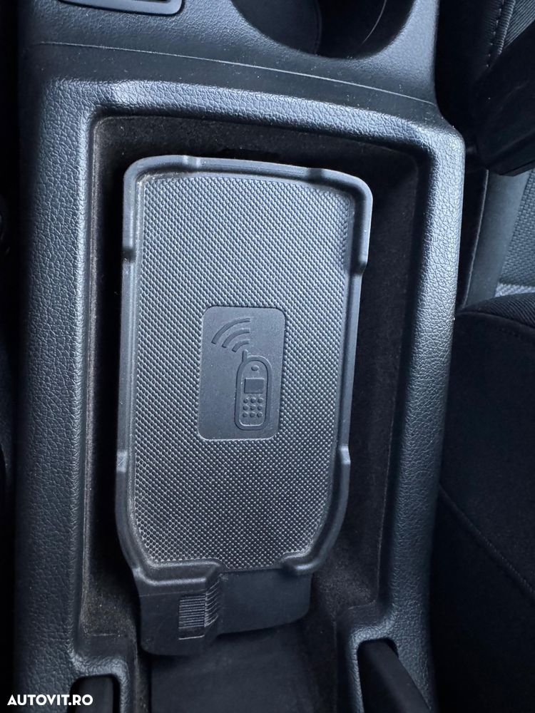 Audi Q3 2.0 TDI Quattro Stronic Design - 11
