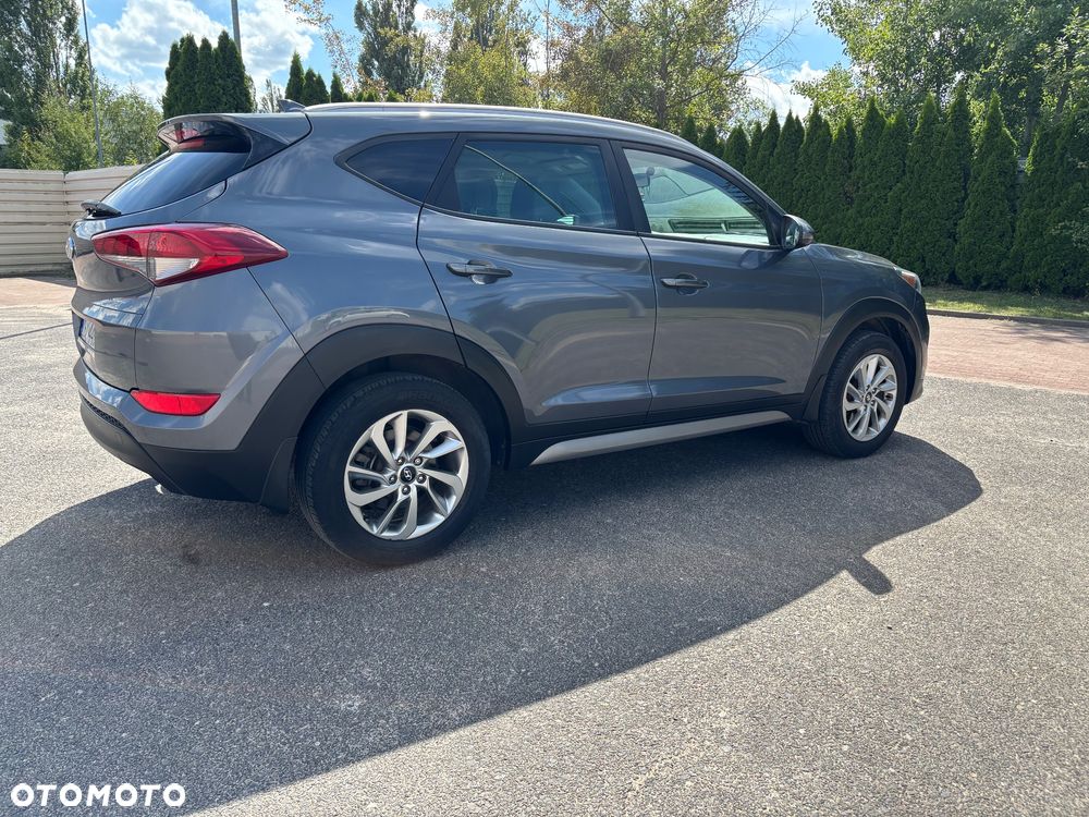 Hyundai Tucson - 4