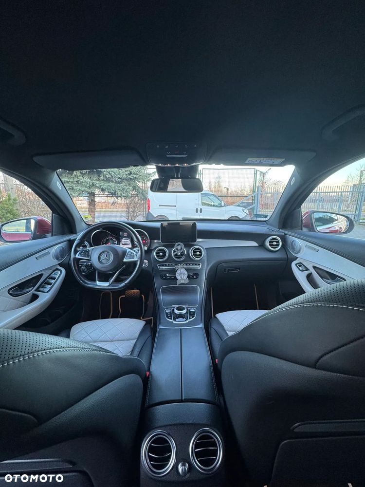 Mercedes-Benz GLC - 11