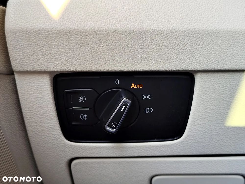 Volkswagen Passat 1.8 TSI BMT Comfortline DSG - 22