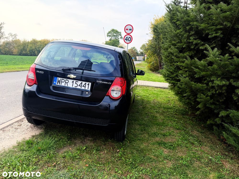 Chevrolet Aveo - 4