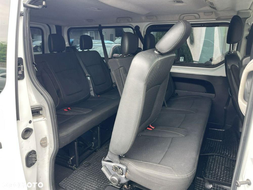 Opel Vivaro L2H1 2,9t Essentia - 12