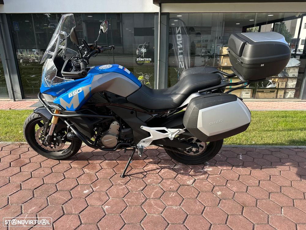 CF Moto 650MT punhos aqu, farois aux, malas - 5