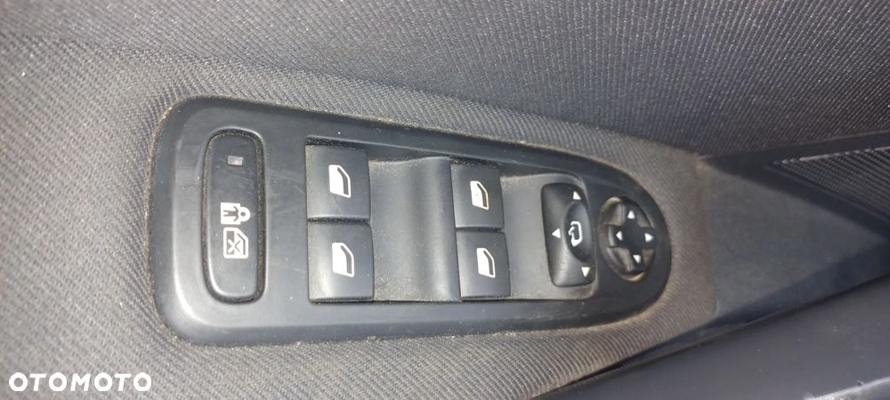 Peugeot 508 1.6 T Allure - 12