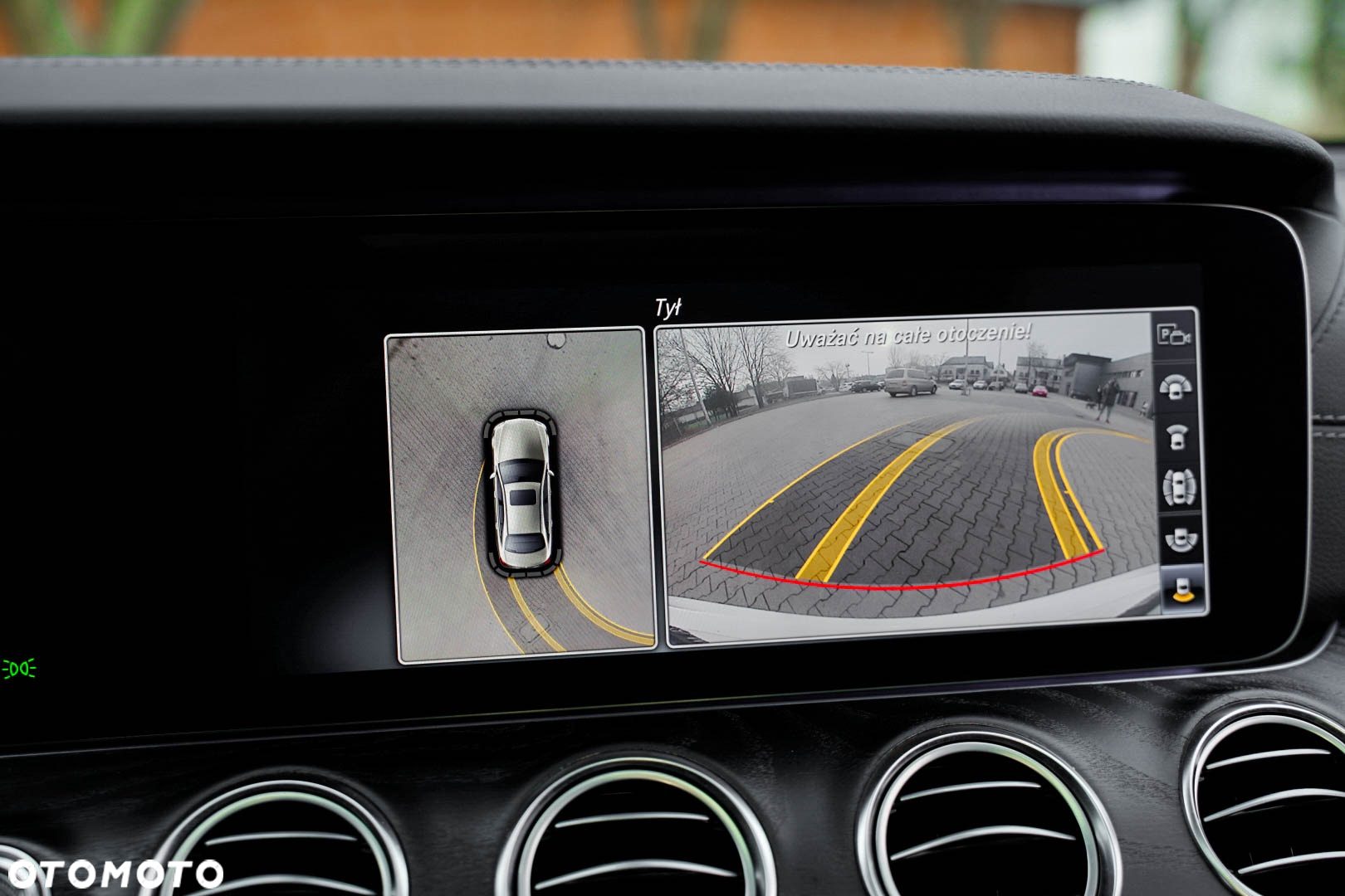 Mercedes-Benz Klasa E 220 d 9G-TRONIC - 30