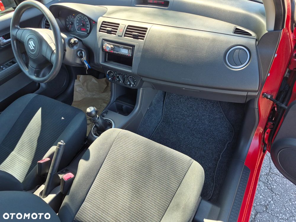 Suzuki Swift 1.3 Comfort - 20