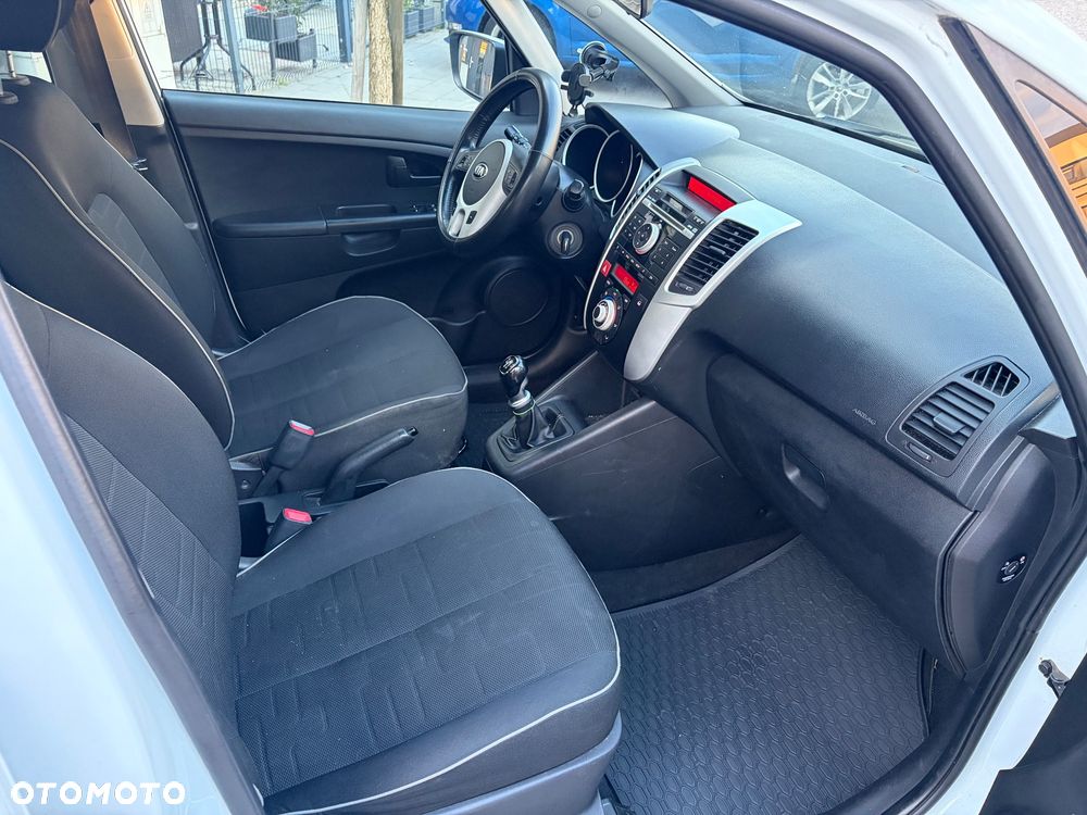 Kia Venga 1.4 S - 13