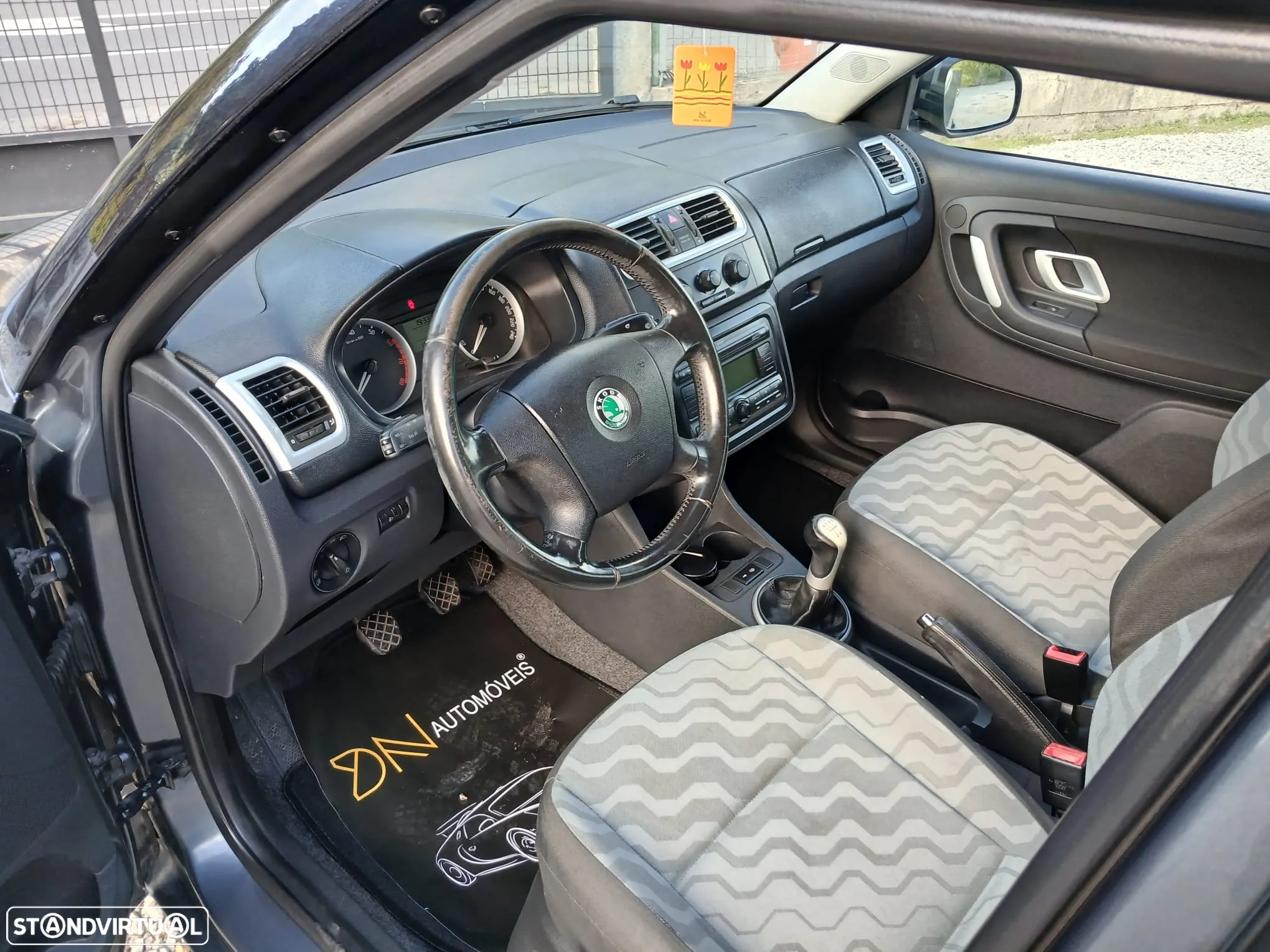 Skoda Fabia 1.2 Ambiente - 2