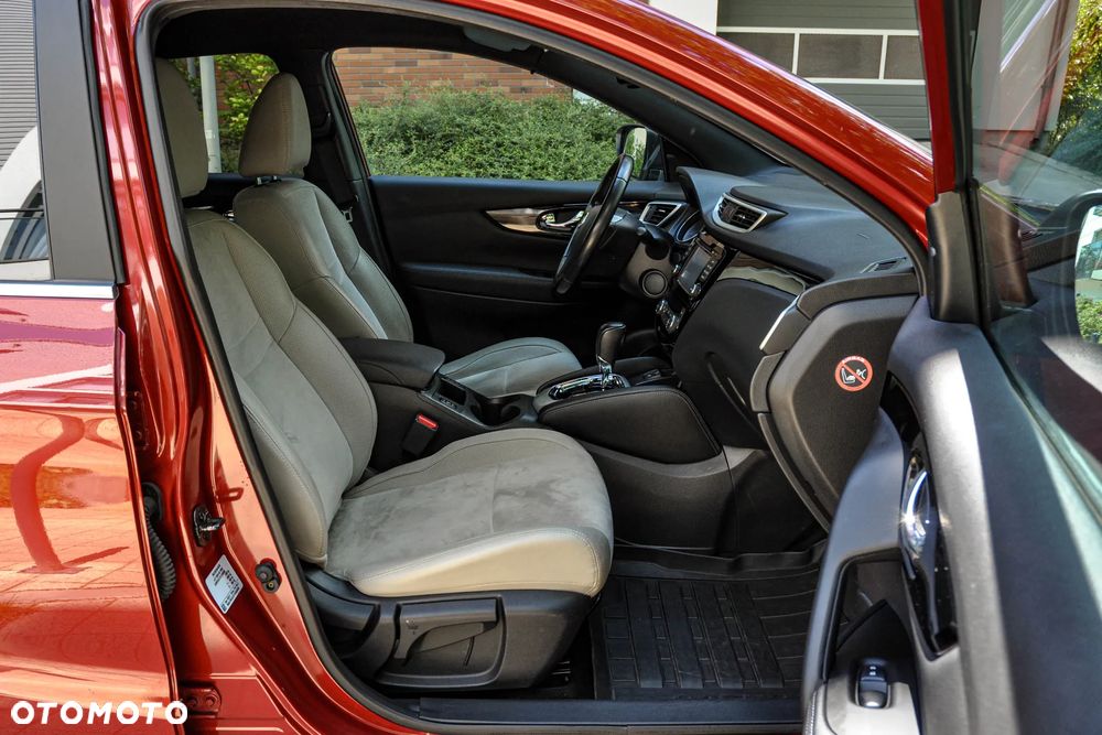 Nissan Qashqai - 12