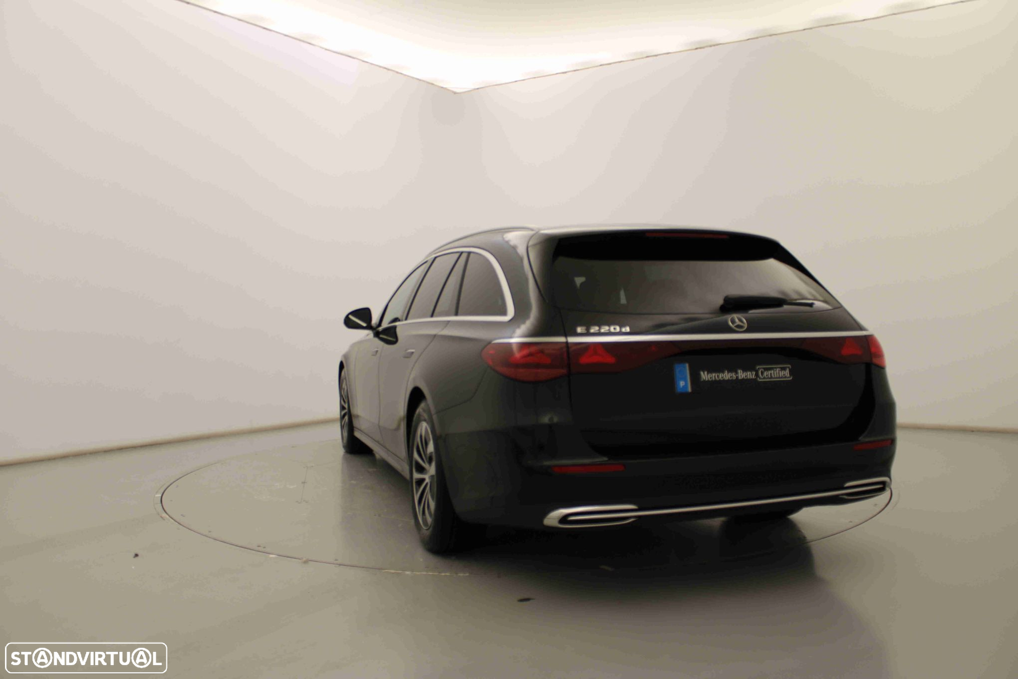 Mercedes-Benz E 220 d - 9