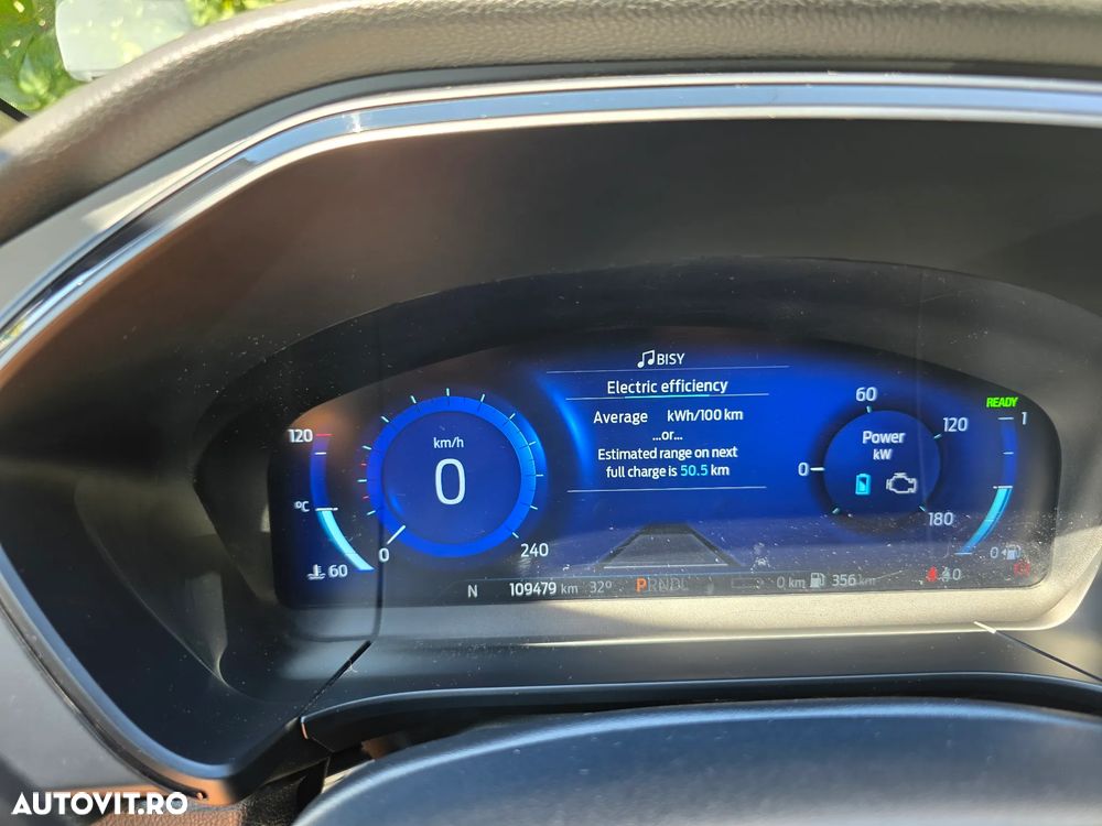 Ford Kuga 2.5 Duratec PHEV ST-LINE - 25
