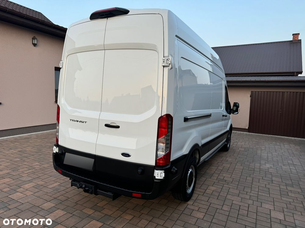 Ford Transit - 15