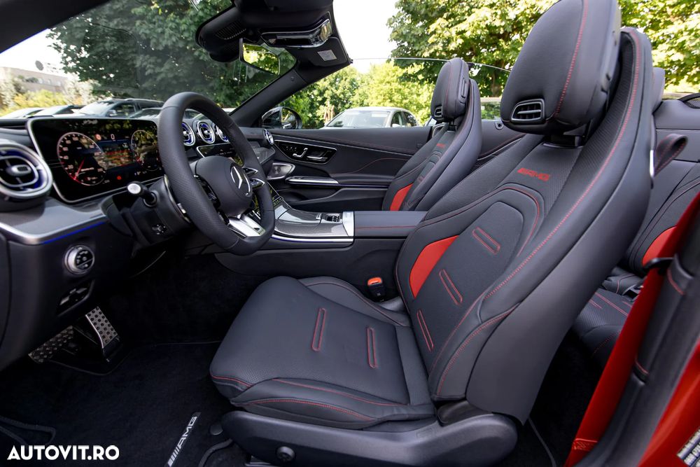 Mercedes-Benz CLE Mercedes-AMG 53 4M+ Cabrio AMG S.SHIFT TCT 9G - 28