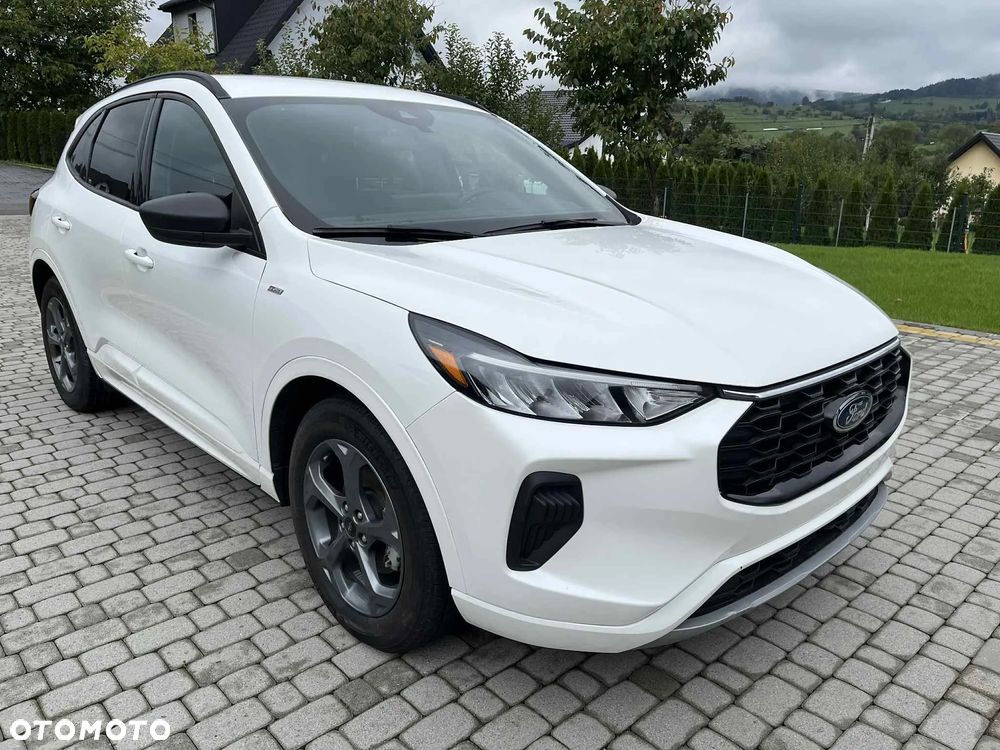 Ford Kuga 1.5 EcoBoost ST-LINE X - 2