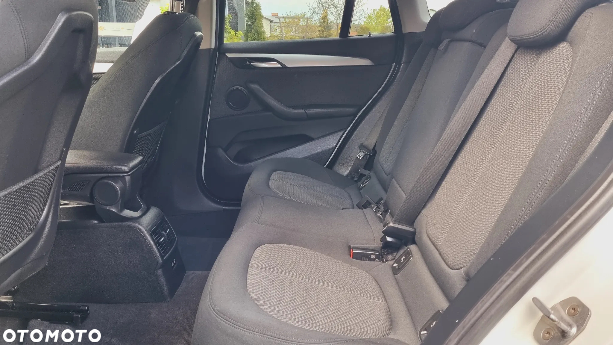 BMW X1 xDrive18d - 28