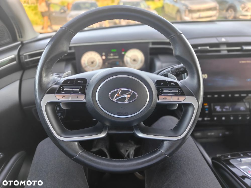 Hyundai Tucson 1.6 T-GDi HEV Executive 2WD - 12