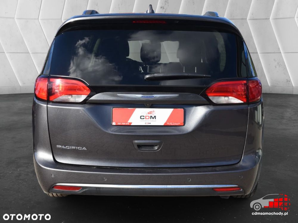 Chrysler Pacifica - 9