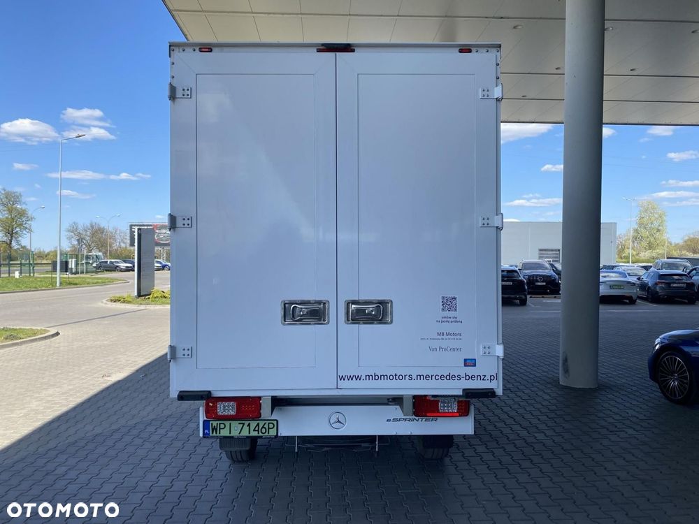 Mercedes-Benz Sprinter - 7