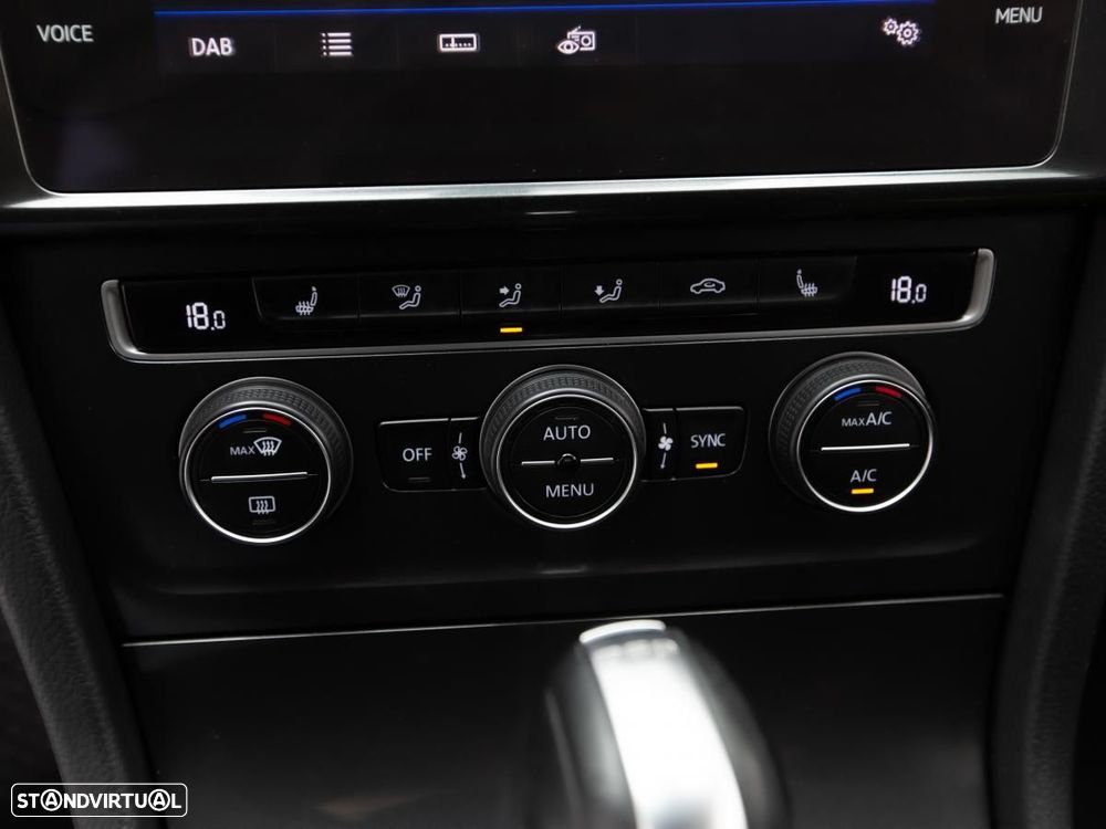 VW Golf Variant - 17