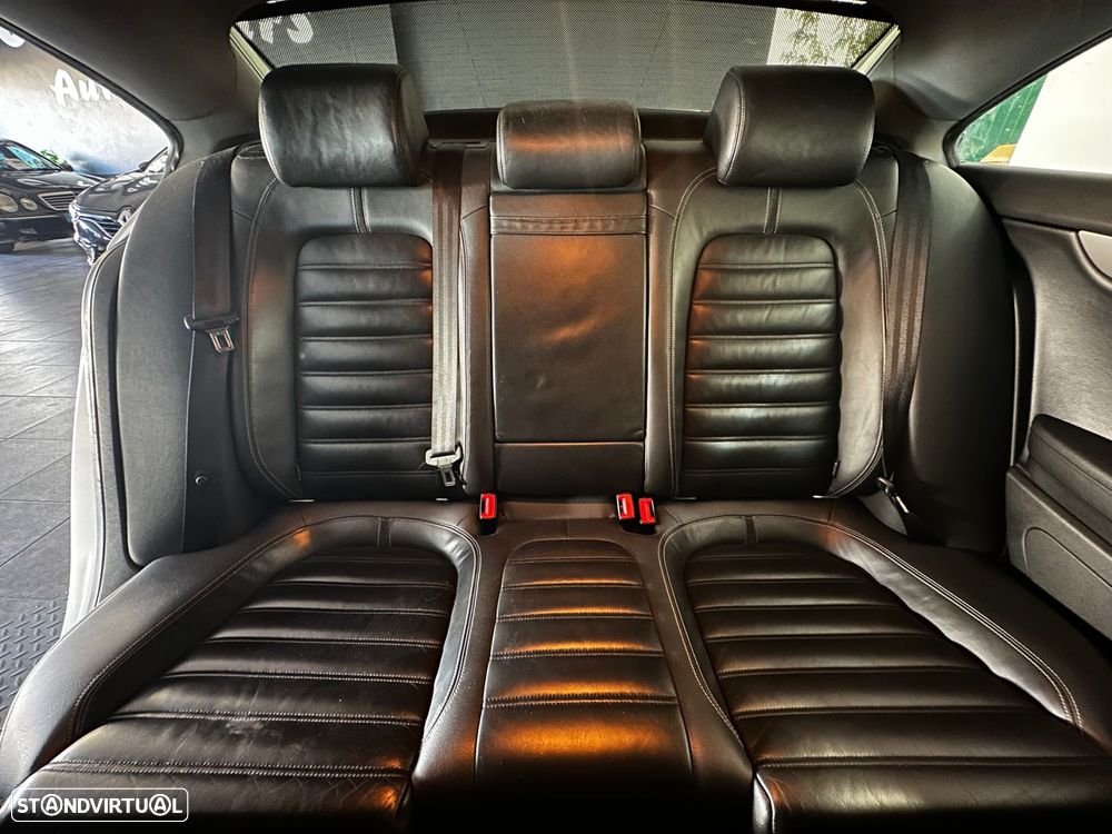 VW Passat CC 2.0 TDi BlueMotion - 30