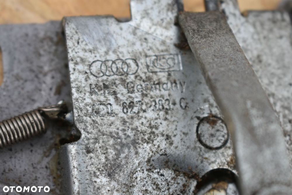 DOMYK KLAPY TYŁ AUDI A8 D3 4E0827383C - 3