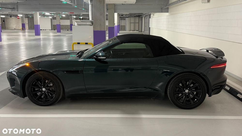 Jaguar F-Type R-Dynamic - 29