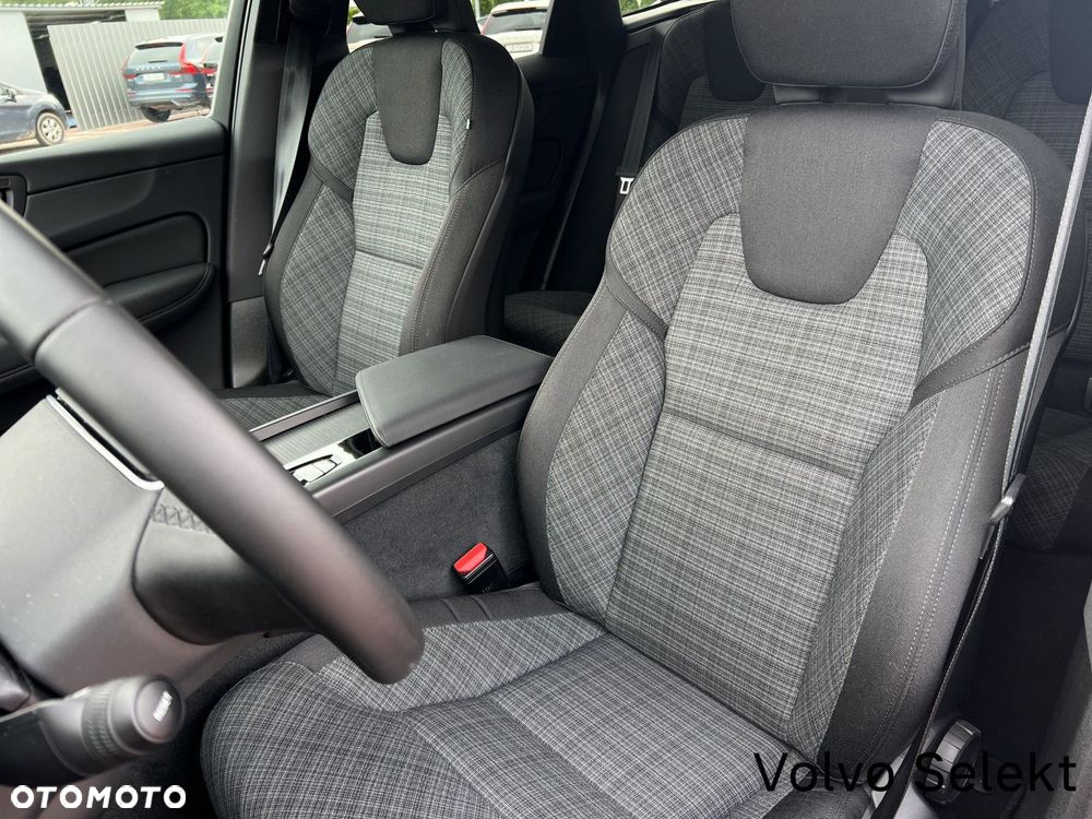 Volvo XC 60 B5 B AWD Core - 13