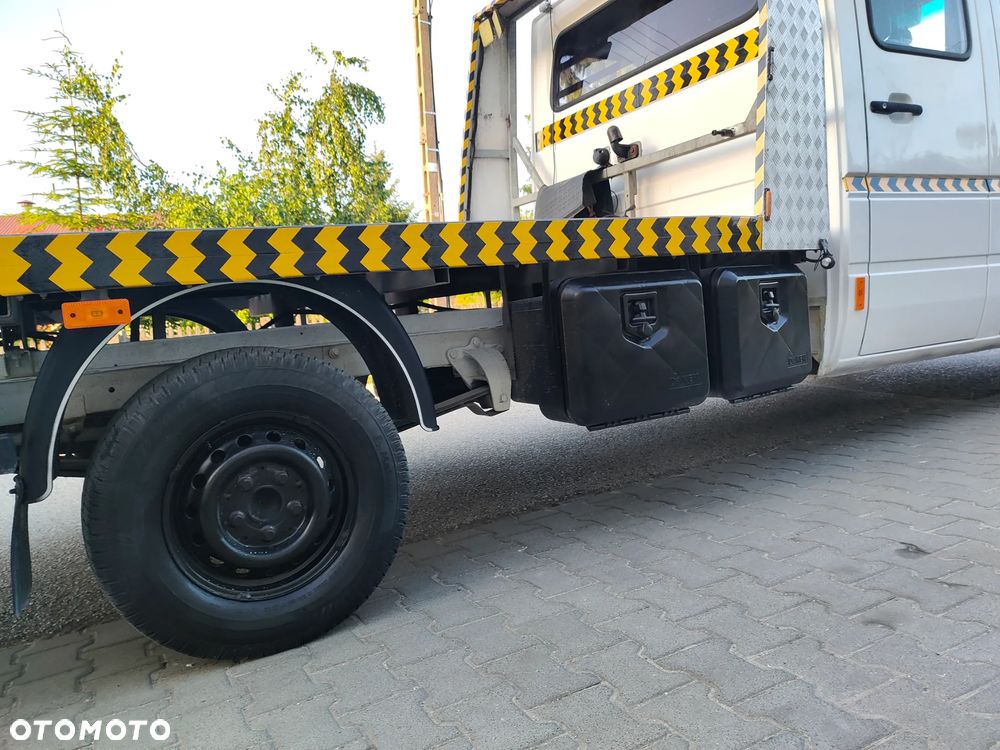 Mercedes-Benz Sprinter - 27