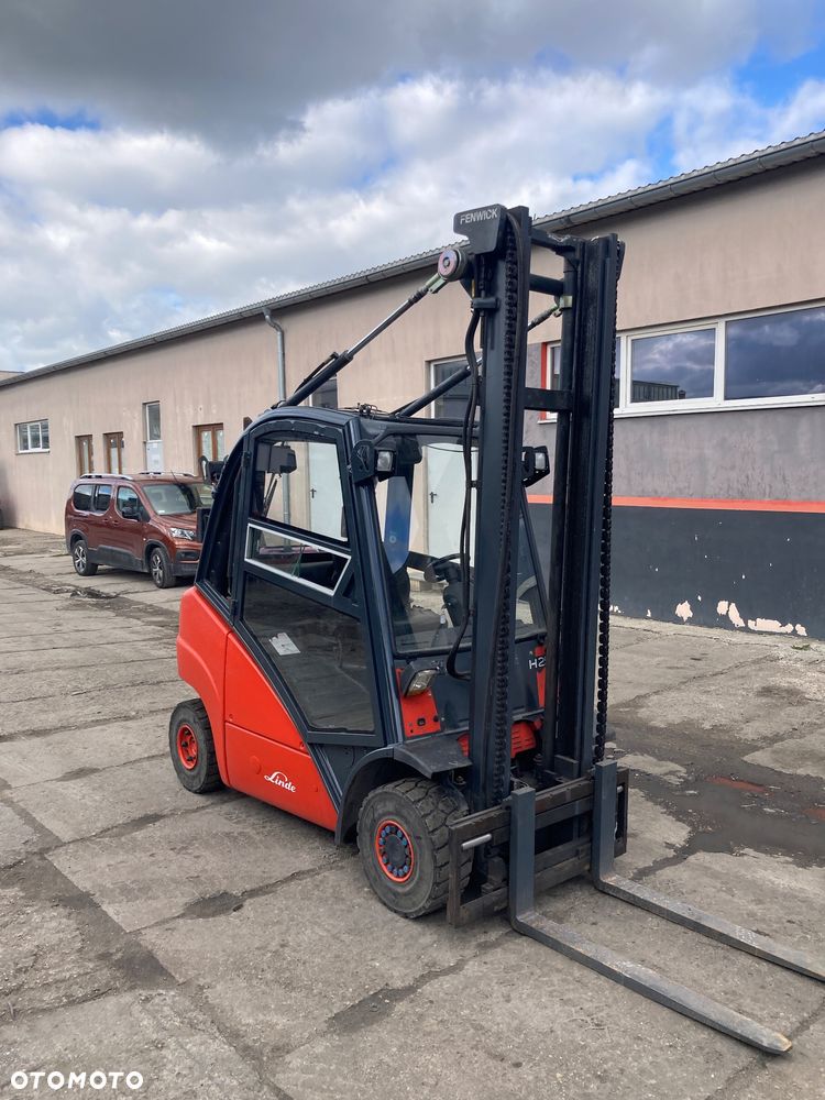 Linde [2007] WÓZEK WIDŁOWY LINDE H25T gaz 2,5tony - 3