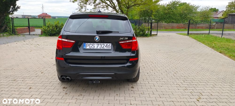 BMW X3 xDrive28i Sport-Aut - 2