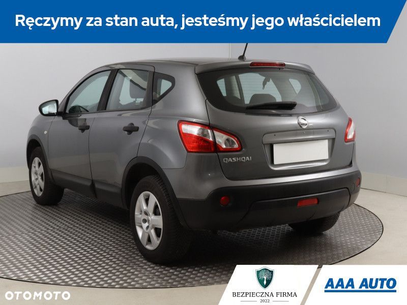 Nissan Qashqai - 6