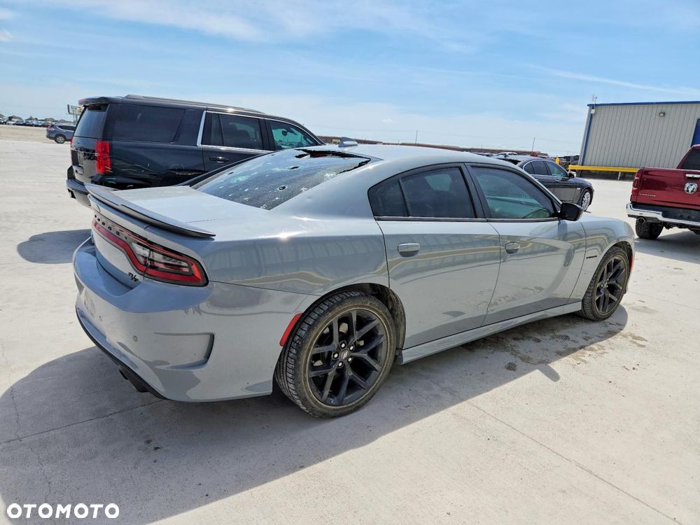Dodge Charger 5.7 R/T - 4