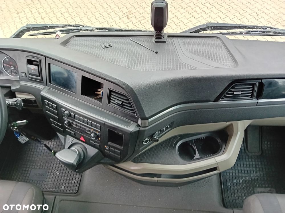 MAN TGX 18.470 BL SA - 13