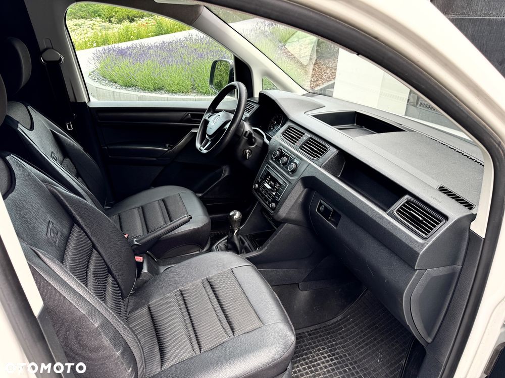 Volkswagen CADDY - 9