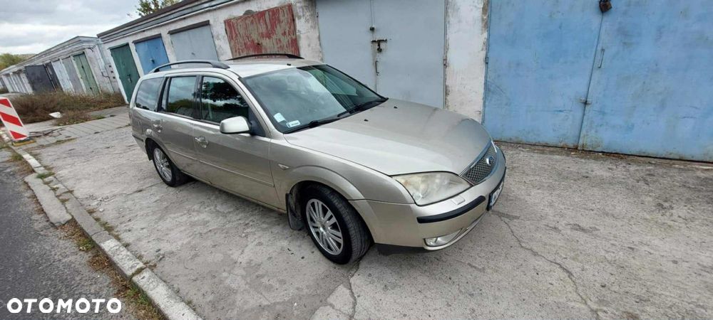 Ford Mondeo 2.0 Ghia - 7