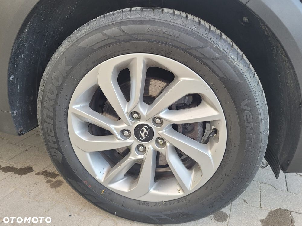 Hyundai Tucson 1.6 Turbo 2WD Navi - 40