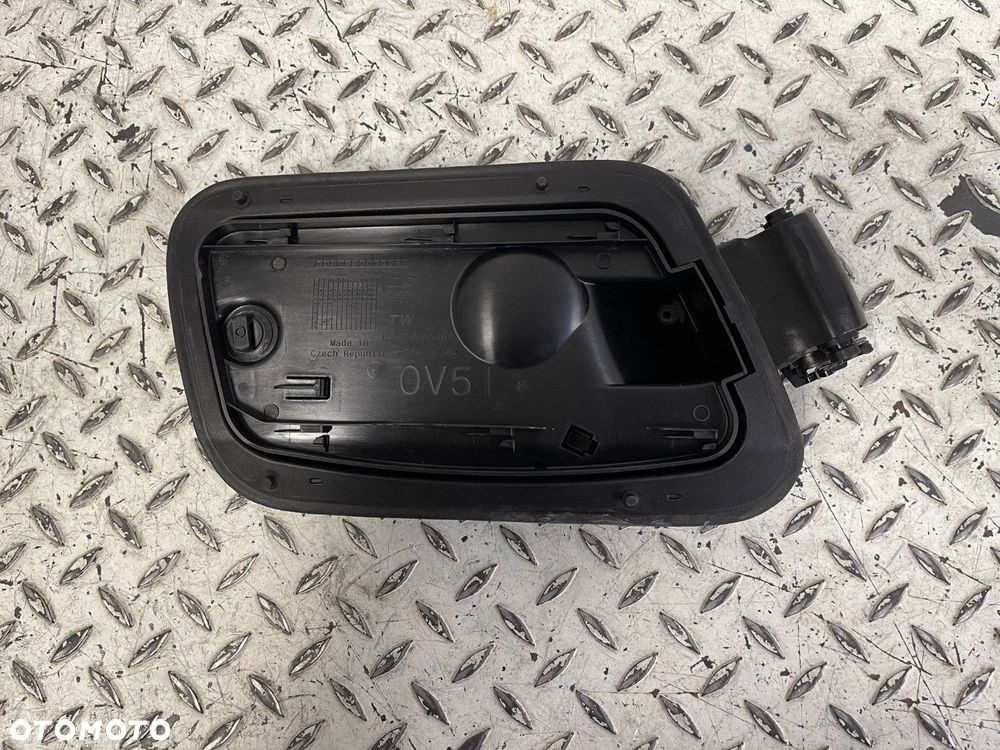 NOWA KLAPKA WLEWU PALIWA OPEL ASTRA L VL 69427/80460 - 2